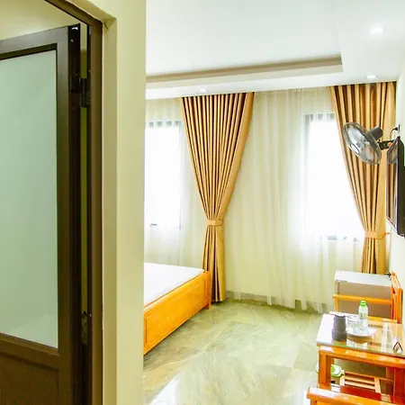 Lan Tuong Hotel